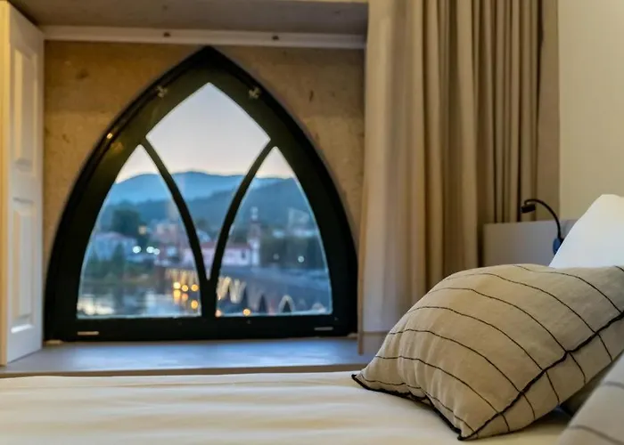 Camoes Ponte de Lima