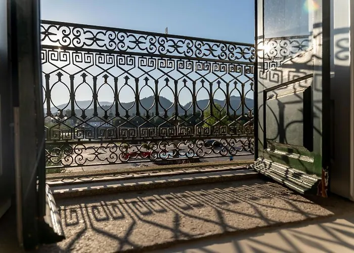 Camoes Bed & Breakfast